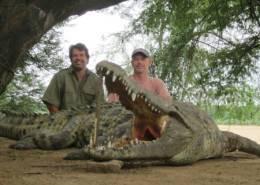 Hunt Crocodile in Zimbabwe 3