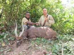 Hunt Sitatunga in Cameroon 4