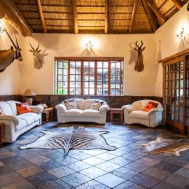 Kudu Hunting Lodge Inside