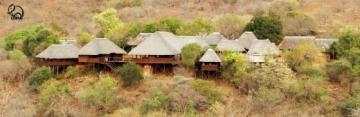 bow hunting lodge exterior in south africa