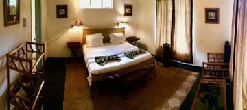 lioness hunt lodge bedroom