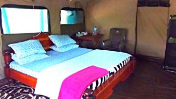 Tanzania Lion Camp Dining Table