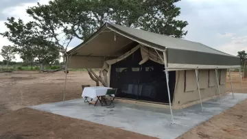 Leopard hunting lodge in Namibia