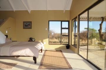 Namibia 6 / Day 5 Animal Safari Package 14