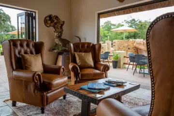 inside 5 star hunt lodge