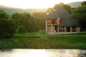 outside kwazulu-natal hunt lodge