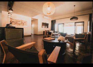 Plains Game Hunt Lodge Inside Lounge