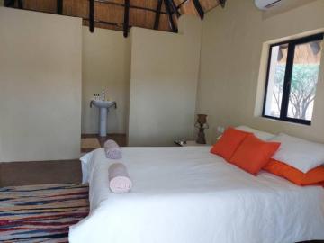 Elephant Hunt Lodge bedroom