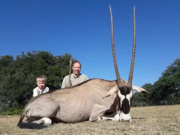 oryx hunt in africa