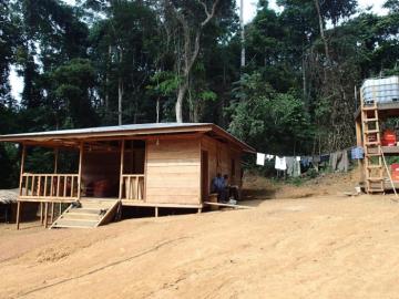 Hunting lodge in Cameroon's Rain Forest 17