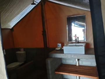 Caprivi Strip Tented Camo bathroom